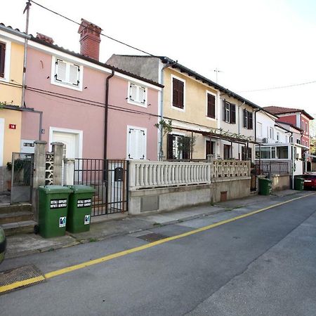 Apartment Svobode Izola Dış mekan fotoğraf