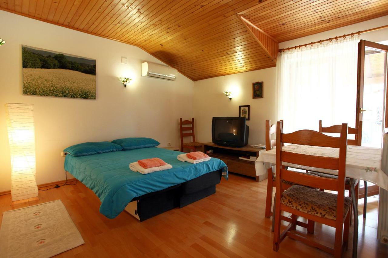 Apartment Svobode Izola Dış mekan fotoğraf